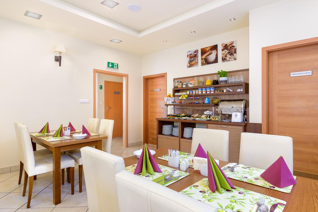 Hotel Zielony Poznań Extérieur photo