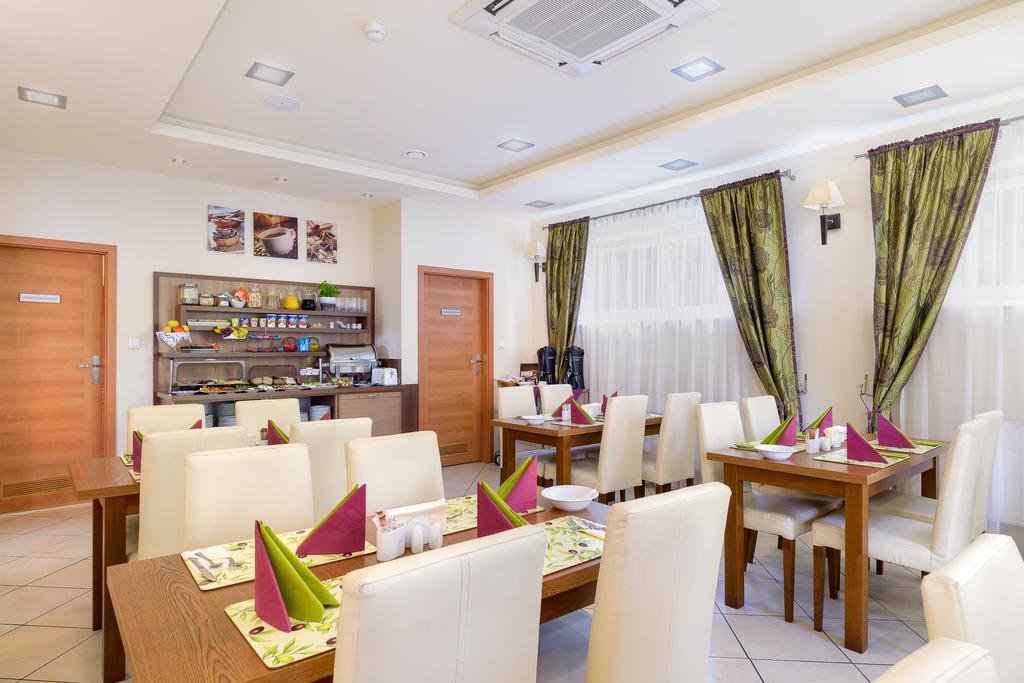 Hotel Zielony Poznań Extérieur photo