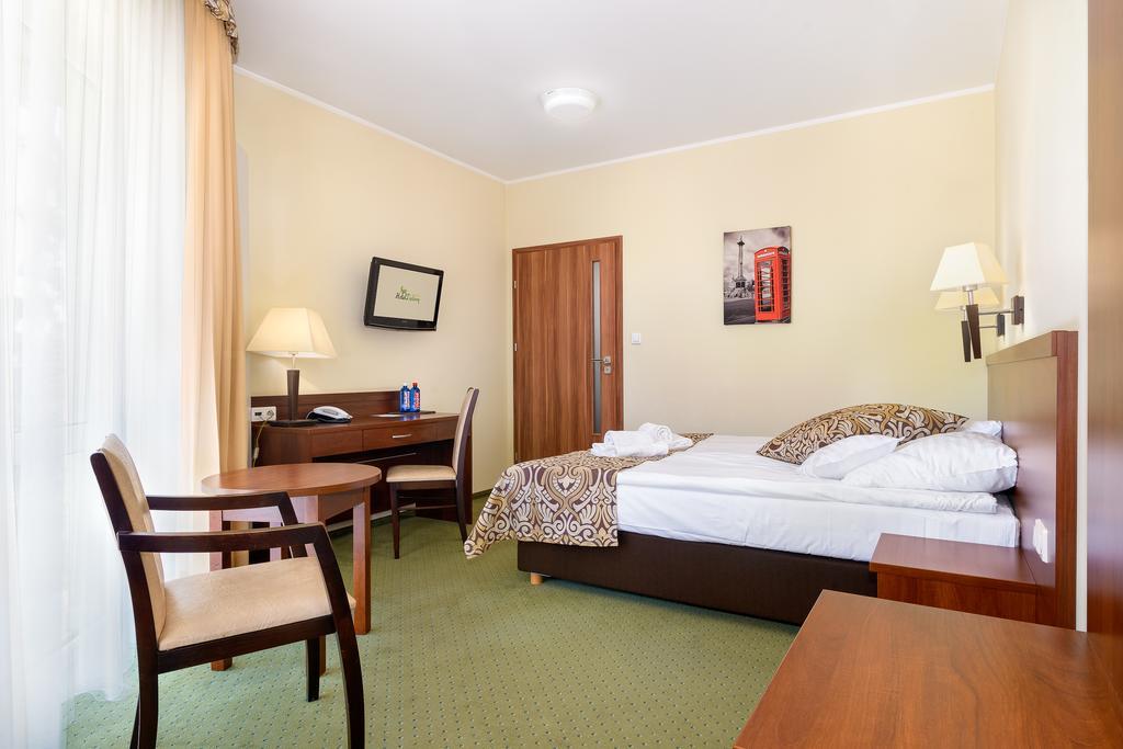 Hotel Zielony Poznań Extérieur photo