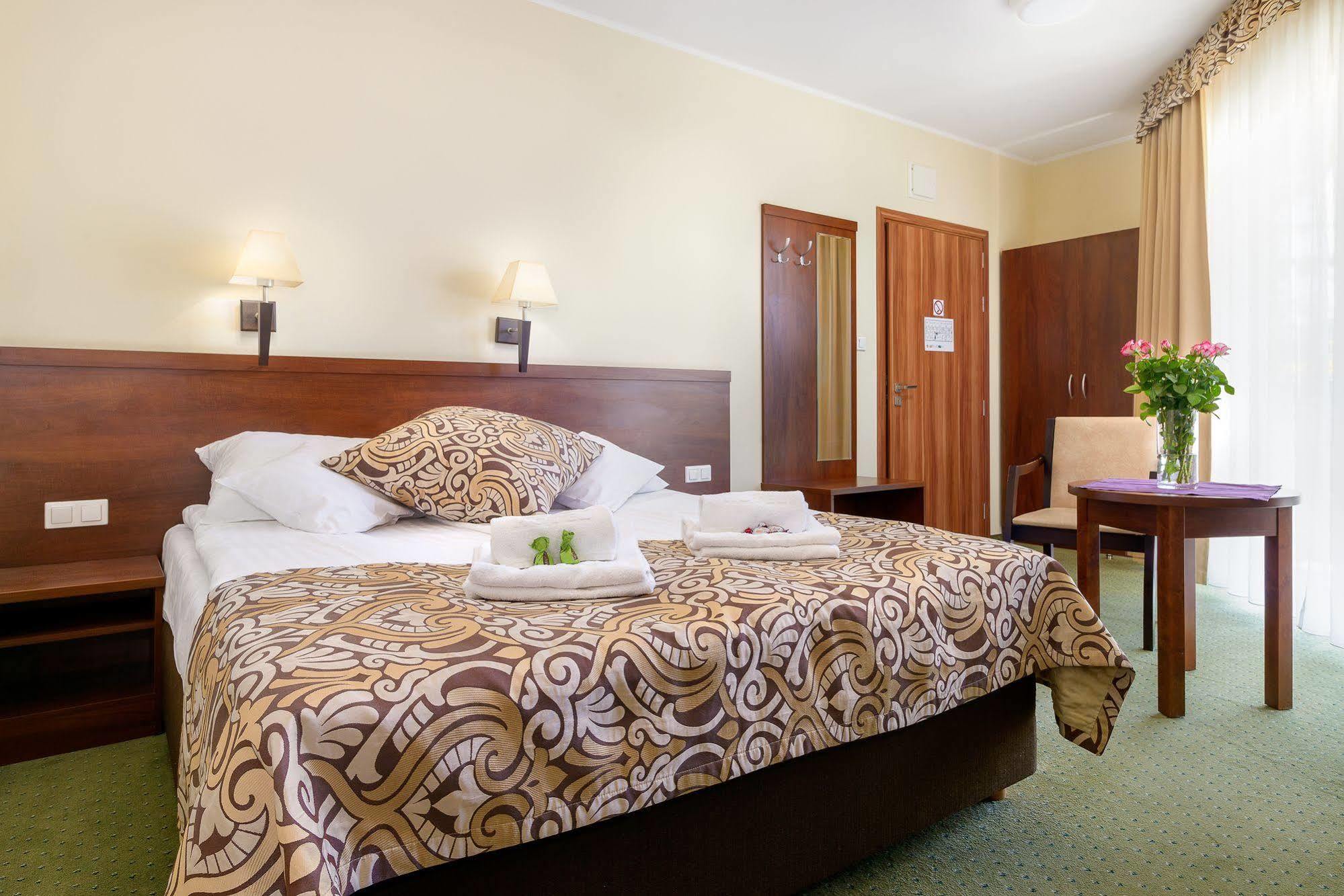Hotel Zielony Poznań Extérieur photo