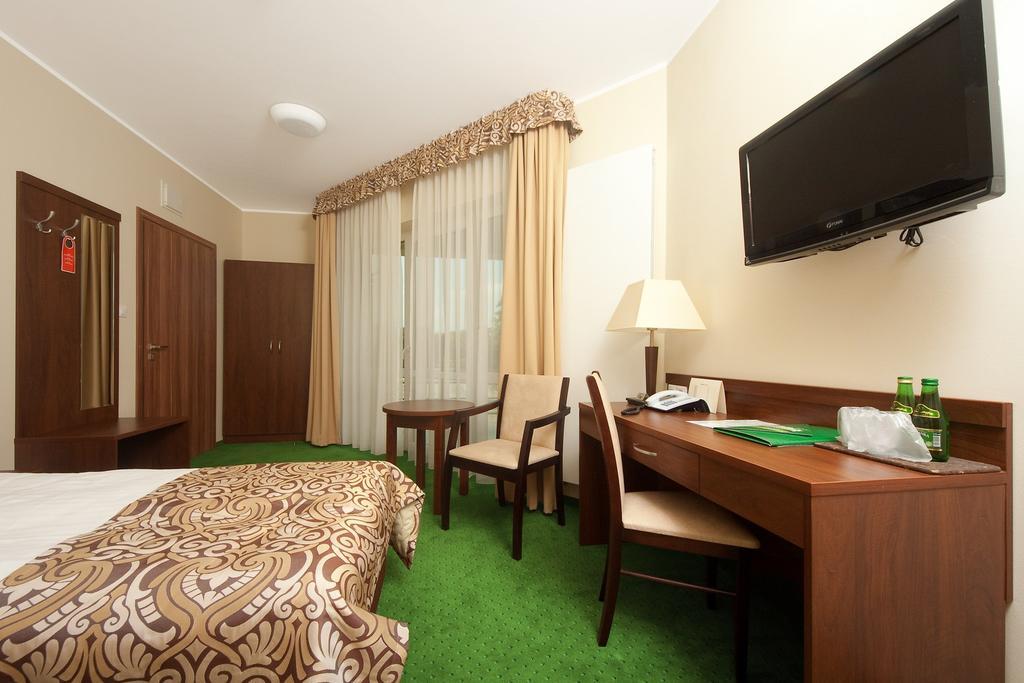 Hotel Zielony Poznań Extérieur photo