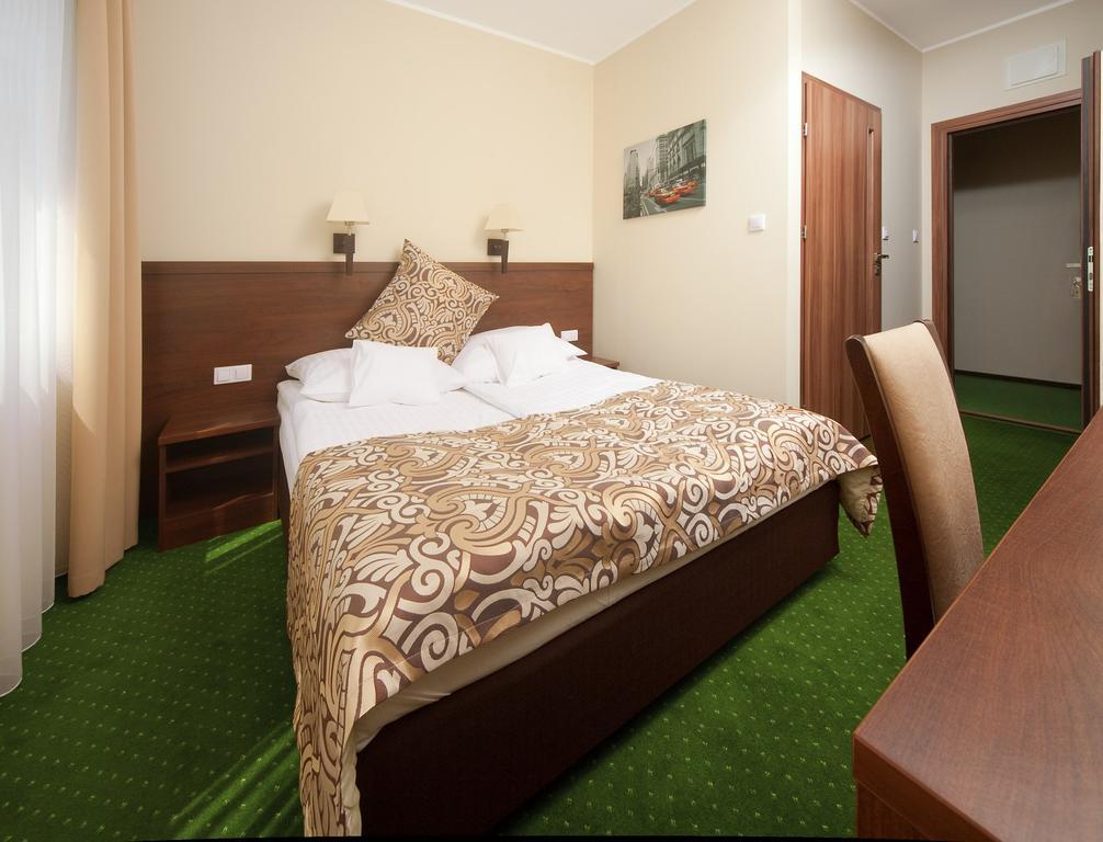 Hotel Zielony Poznań Extérieur photo